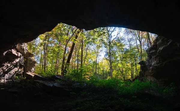 Monument National Grotte Russell — Photo