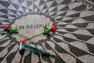 Imagine Memorial in Strawberry Fields clipart