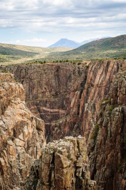 Gunnison Ulusal Parkı 'nın Kara Kanyonu
