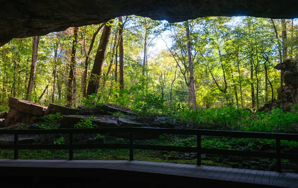 Jaskinia Russell National Monument — Zdjęcie stockowe