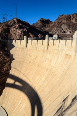 Hoover Barajı, Colorado Nehri kara Kanyonu