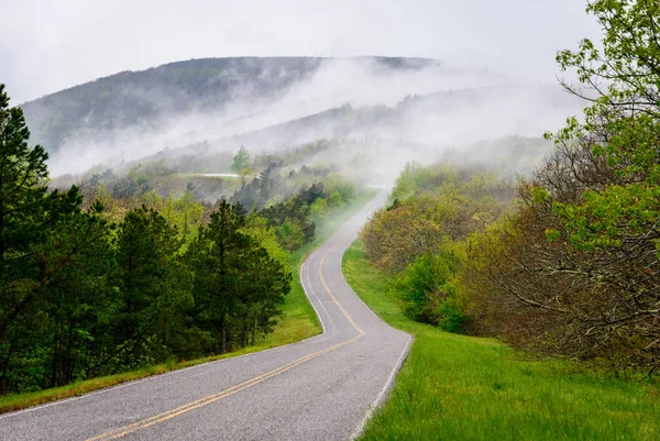 Talimena Scenic Drive Oklahoma — kuvapankkivalokuva