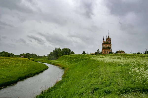 Templet Flora Och Kloster Kibol Vladimir Regionen Distriktet Suzdal — Stockfoto