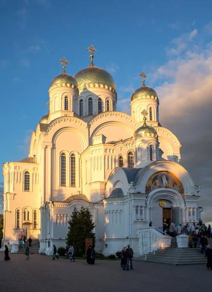 Diveevo Nizhny Novgorod Region Russia June 2018 Pilgrims Holy Trinity — Stock Photo, Image