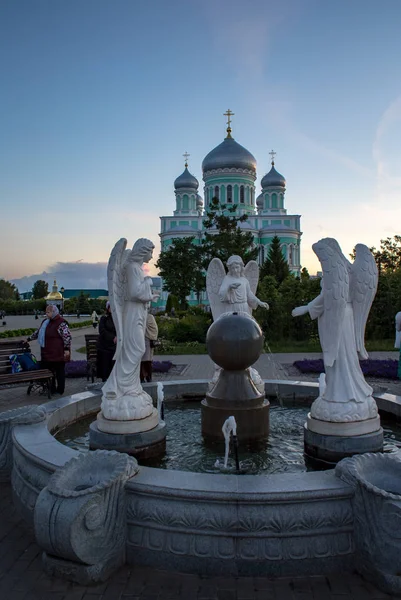 Diveevo Oblast Nižnij Novgorod Rusko Června 2018 Poutníci Holy Trinity — Stock fotografie