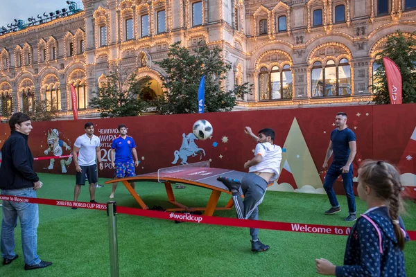 Kızıl Meydan, Moskova, Rusya - 07 Temmuz 2018: Park Meydanı ' nda Dünya Kupası FIFA 2018 Rusya'da bir fudball