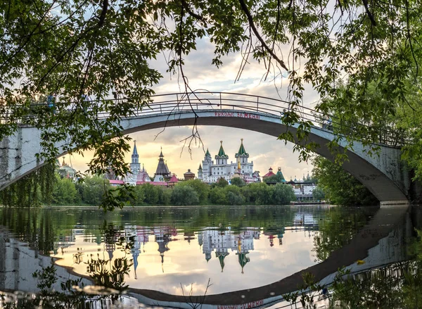 Moscou Russie Juillet 2018 Paysage Estival Surplombant Kremlin Izmaylovsky Pont — Photo