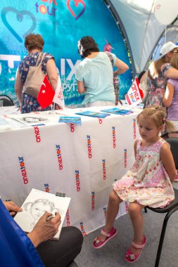 Moskova, Rusya - 11 Ağustos 2018: Yarışmalar ve ödüller Türkiye Krasnaya Presnya park Festivali