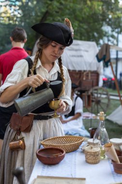 Moskova, Rusya - 14 Ağustos 2018: Moskova Paris, 1812-1814. İnsanlar bir Festivali'nde kez ve devirlerde Tverskoy Bulvarı'ndaki