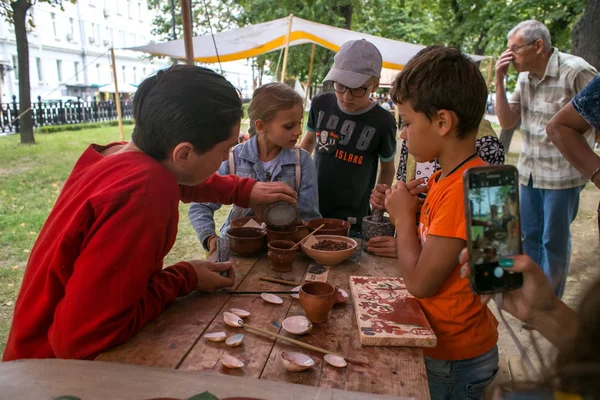 Moscú Rusia Agosto 2018 Edad Media Los Castillos Xiii Gente — Foto de Stock