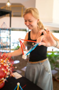 Moskova, Rusya - 22 Eylül 2018: Wow nasıl Bilim Festivali Rusya Bilimler Akademisi, okul için