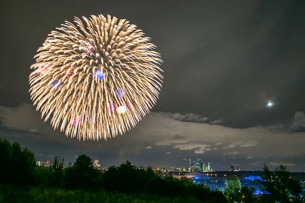 Moscou Russie Serntabr 2018 Grands Feux Artifice Colorés Sur Canal — Photo