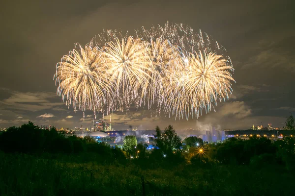 Moskau Russland Serntabr 2018 Farbenfrohes Riesiges Feuerwerk Auf Dem Ruderkanal — Stockfoto