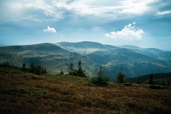 Lindas Paisagens Das Montanhas Cárpatas — Fotografia de Stock