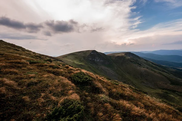 Pemandangan Indah Dari Pegunungan Carpathian — Stok Foto