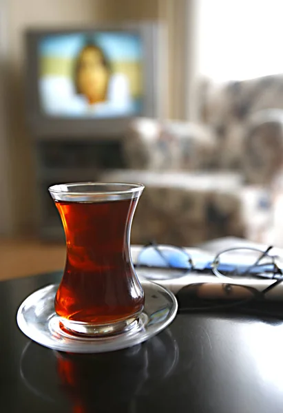 Traditioneller Türkischer Schwarzer Tee — Stockfoto