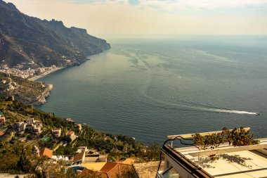 Ravello, Salerno 'dan görülebilen güzel bir manzara, Amalfi kıyısındaki Salerno eyaletinde.