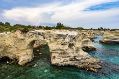 Faraglioni di Torre Sant Andrea, Puglia, Salento, İtalya, Otranto