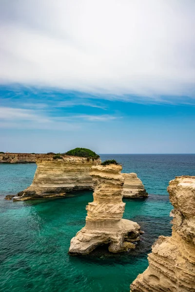 Faraglioni Torre Sant Andrea Puglia Salento Italië Otranto — Stockfoto