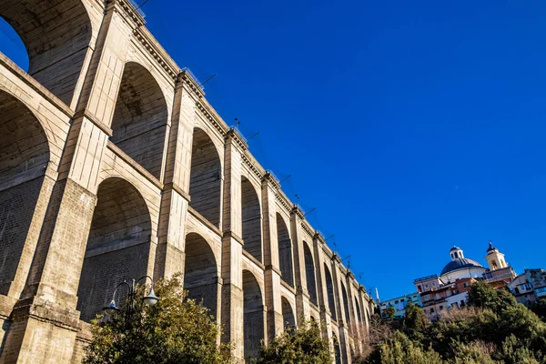 Die Monumentale Brücke Von Ariccia Mit Der Kuppel Der Kirche — Stockfoto