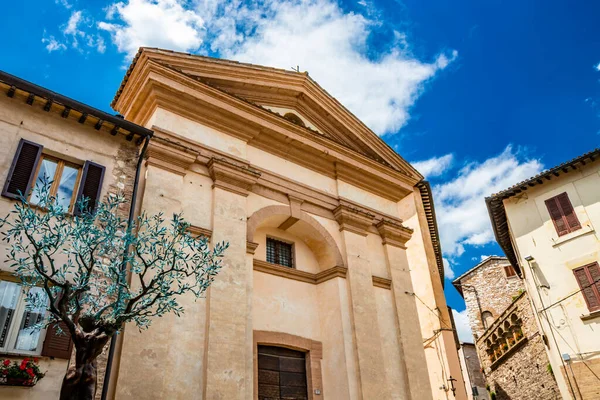 Giugno 2019 Spello Perugia Umbria Italia Una Chiesa Con Timpano — Foto Stock