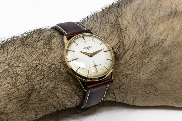 Novembre 2019 Rome Italie Une Vieille Montre Bracelet Mécanique Longines — Photo