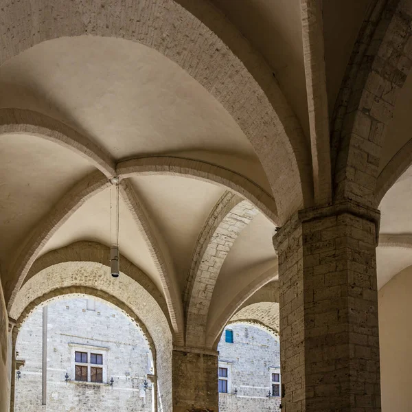 Het Palazzo Del Podesta Piazza Dei Priori Het Oude Middeleeuwse — Stockfoto