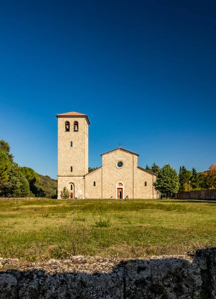 San Vincenzo Volturno Historický Benediktinský Klášter Nacházející Území Obcí Castel — Stock fotografie
