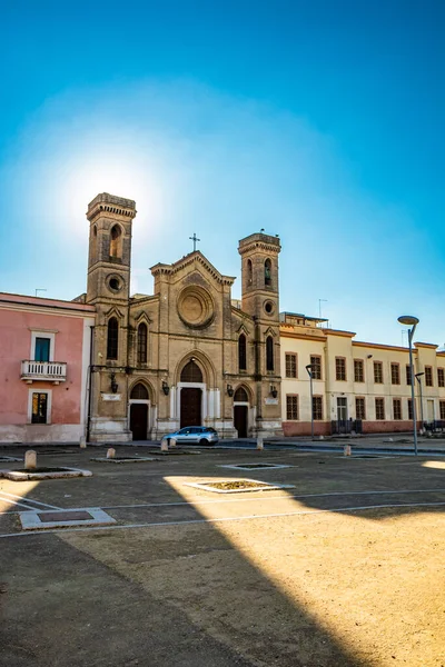 Hermosa Antigua Iglesia Católica San Domenico Cerca Llanura Granos Piano — Foto de Stock