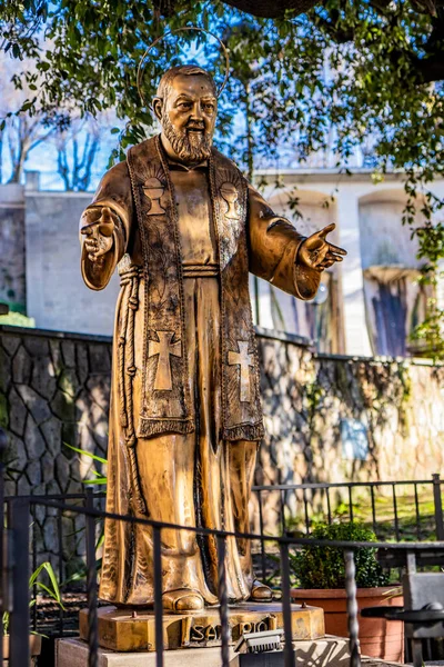 Února 2019 Frascati Řím Lazio Itálie Bronzová Socha Svatého Otce — Stock fotografie