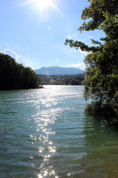 Vista Del Lago Scandarello Amatrice Provincia Rieti Lazio Italia Cielo — Foto de Stock