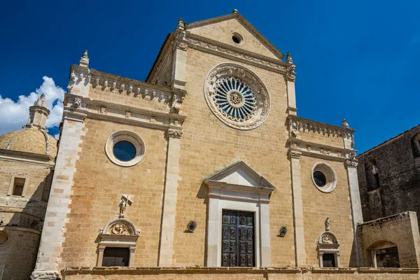 Gravina Puglia Italia Fachada Catedral Gran Rosetón Central Tres Portales — Foto de Stock