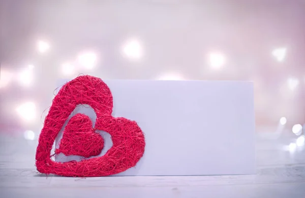 Romántico Corazón Rojo Para Día San Valentín Tarjeta Papel Vacía —  Fotos de Stock