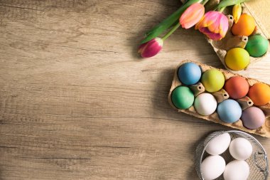 Lale, Paskalya arka plan kavramı ile yumurta boyalı Paskalya