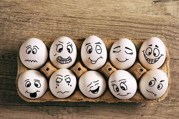 Αυγό Αστεία Αυγά Πρόσωπα Για Χαμόγελα Αυγά — Φωτογραφία Αρχείου