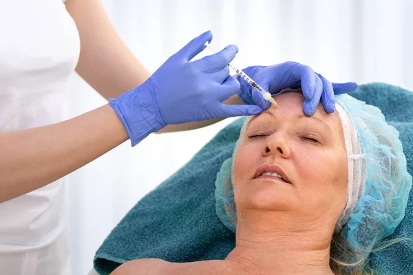 Botox yüz tedavisi — Stok fotoğraf