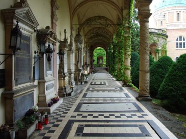Zagreb'de Zagrebry Mirogoj mezarlığına Mirogoj Cemetearcade arcade