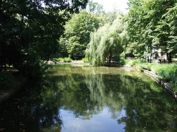 Umělá Jezera Perivoj Záhřebu Zahradní Maksimir — Stock fotografie