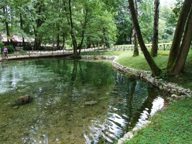 Park ve Saraybosna Bosna Nehri'nin kaynak