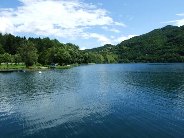 Gran Lago Corazón Bosnia — Foto de Stock
