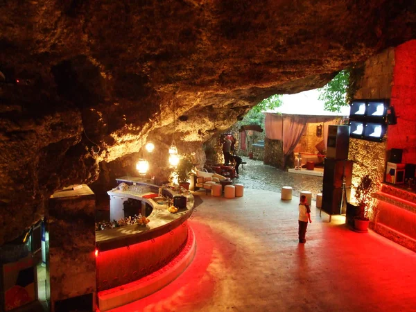 Caffe Bar Die Höhle Zentrum Von Mostar — Stockfoto