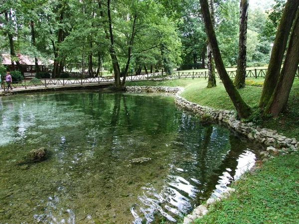 Parque Fuente Del Río Bosna Sarajevo — Foto de Stock