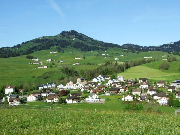 Panorama Alpino Los Pueblos Pastos Del Cantón Suizo Appenzell —  Fotos de Stock