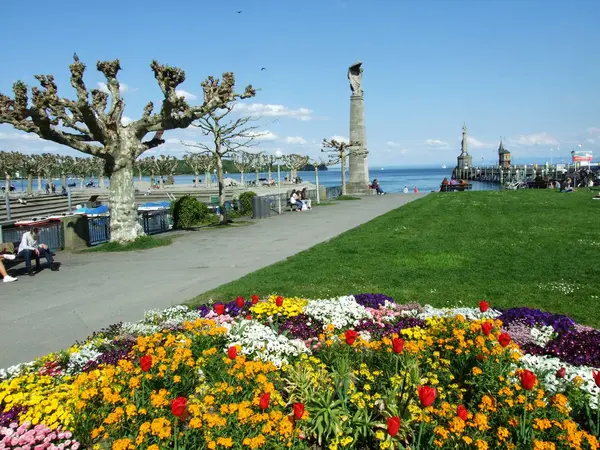 Parque Junto Lago Bodensee Ciudad Konstanz República Federal Alemania — Foto de Stock