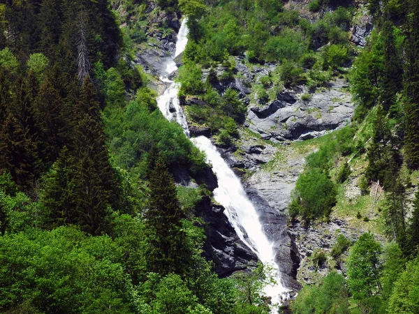 Vattenfall Och Kaskader Dalen Weisstannental Kantonen Gallen Schweiz — Stockfoto