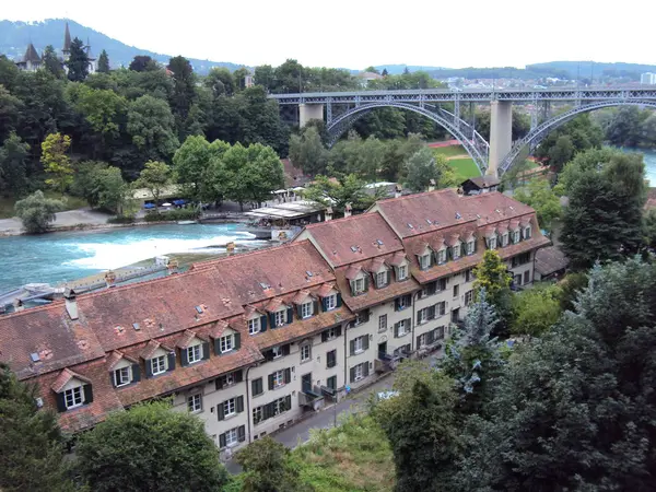 Panorámás Kilátás Nyílik Tetők Házak Mentén Aare Bernben Center Főváros — Stock Fotó