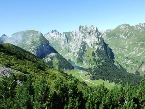 Veduta Delle Cime Fahlenalp Sul Lago Fahlensee Montagna Alpstein Canton — Foto Stock