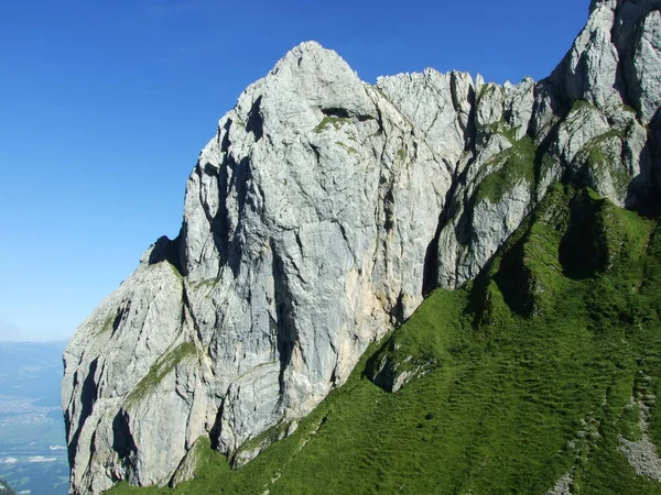 Vista Pico Chruzberg Montaña Alpstein Cantón Appenzell Innerrhoden Suiza — Foto de Stock
