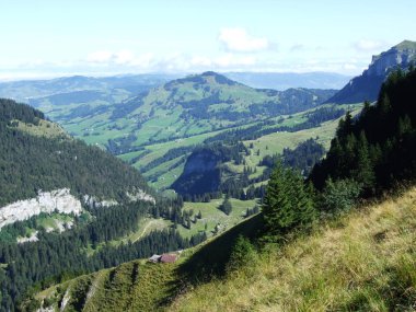 Peyzaj ve çevre Alpstein dağ silsilesi - Appenzell Innerrhoden Canton, İsviçre