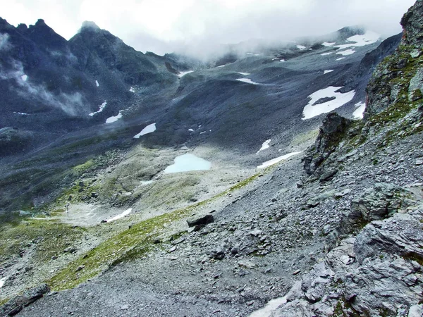 Lacs Alpins Créés Par Fonte Des Icebergs Dans Chaîne Montagnes — Photo